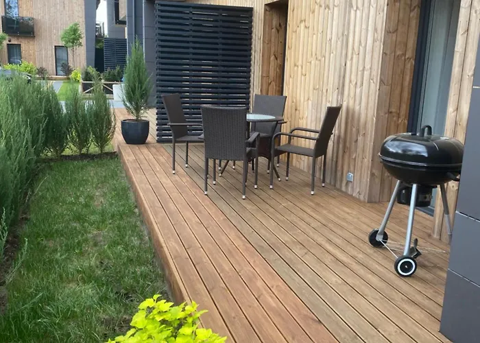 J7 With Terrace Apartment *